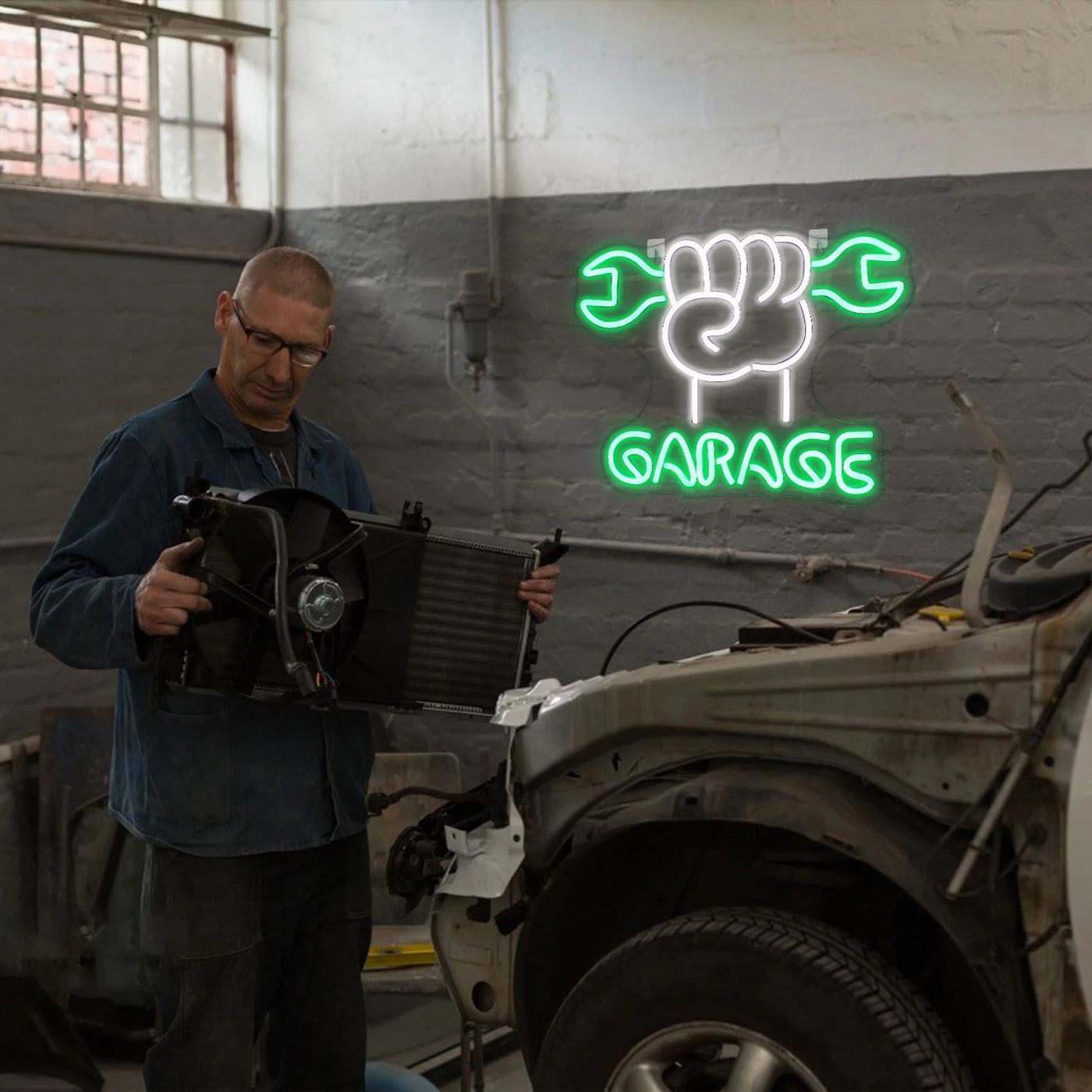 Illumi Garage Wrench Neon Sign